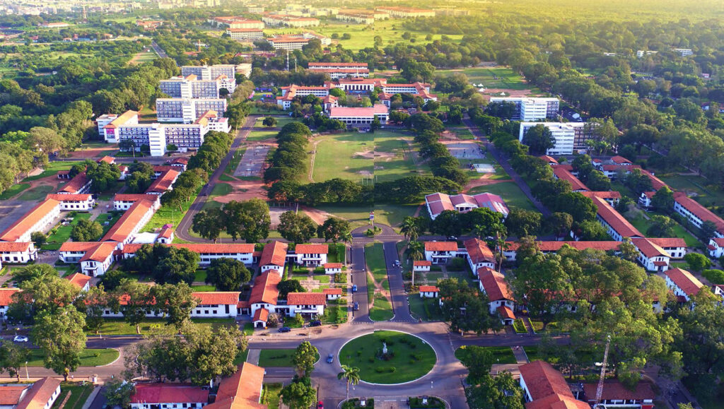 Does University Of Ghana offer International Relations?